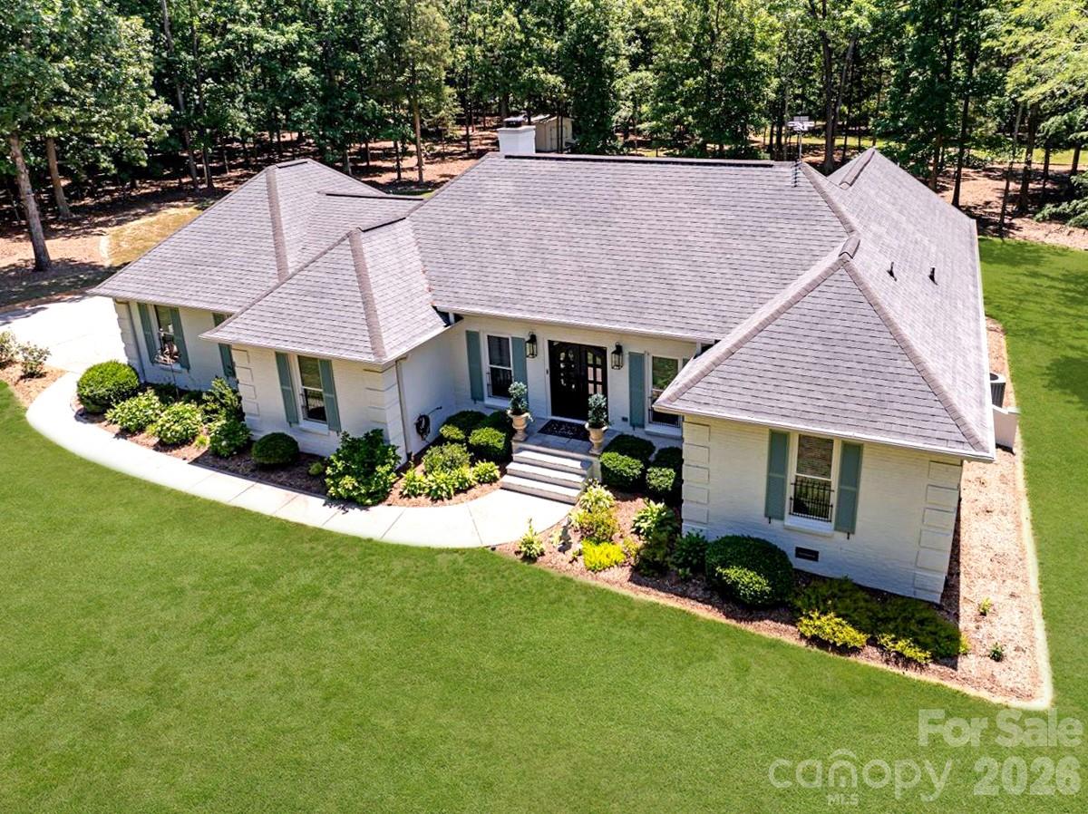 11100 Tara Oaks Drive, Mint Hill NC 28227