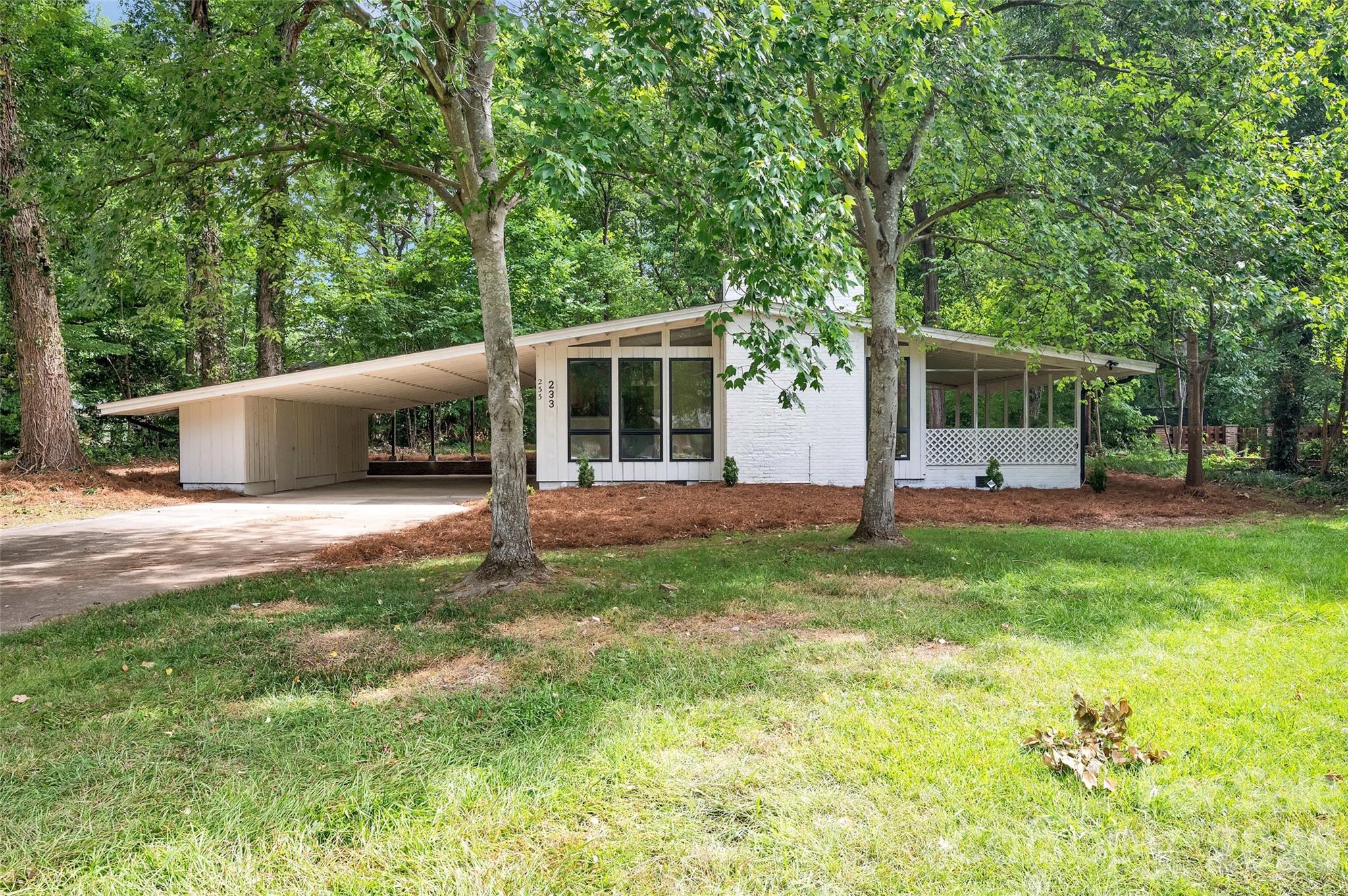233 Dogwood Drive, Mount Holly NC 28120