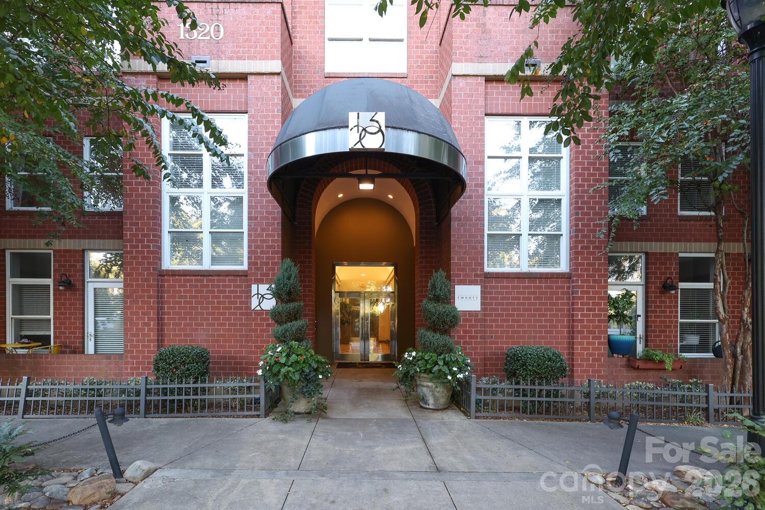 1320 Fillmore Avenue Unit 305, Charlotte NC 28203