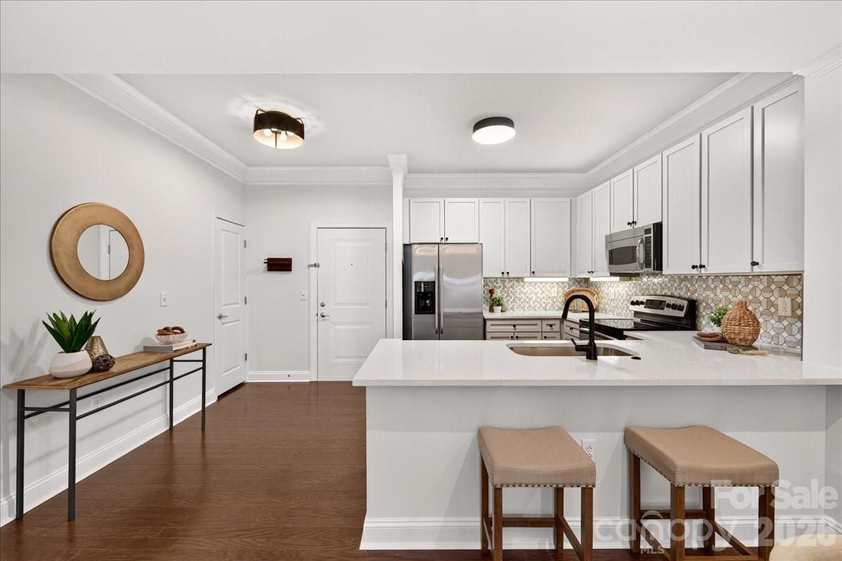 721 Governor Morrison Street Unit 526, Charlotte NC 28211