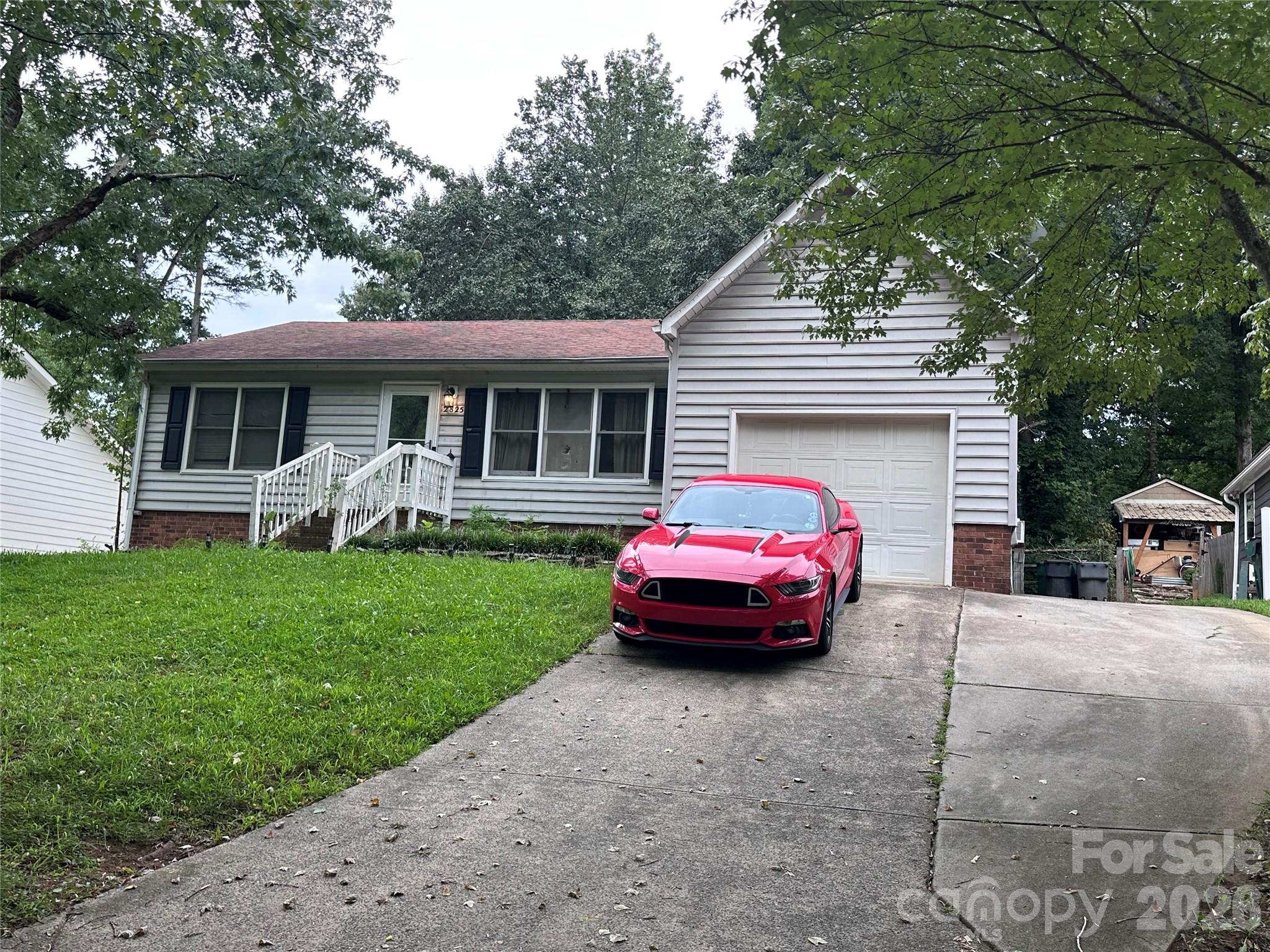 2825 Allenton Trails Lane, Charlotte NC 28212