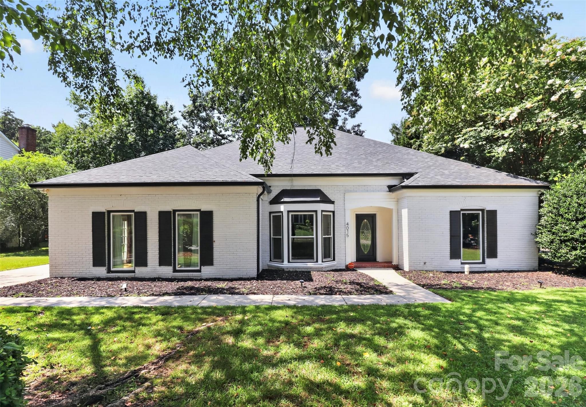 4015 Thistledown Court, Charlotte NC 28269