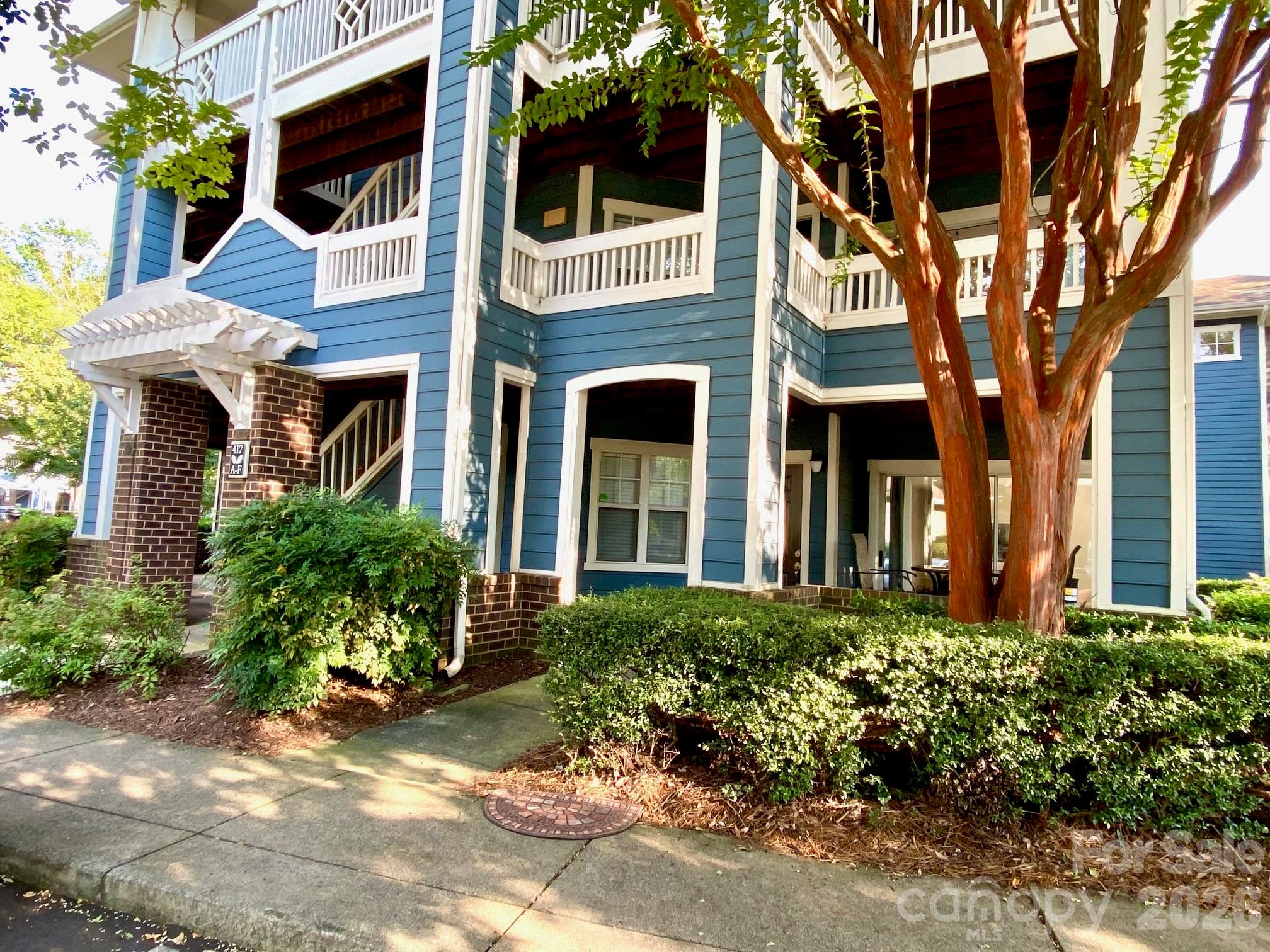 417 Olmsted Park Place, Charlotte NC 28203