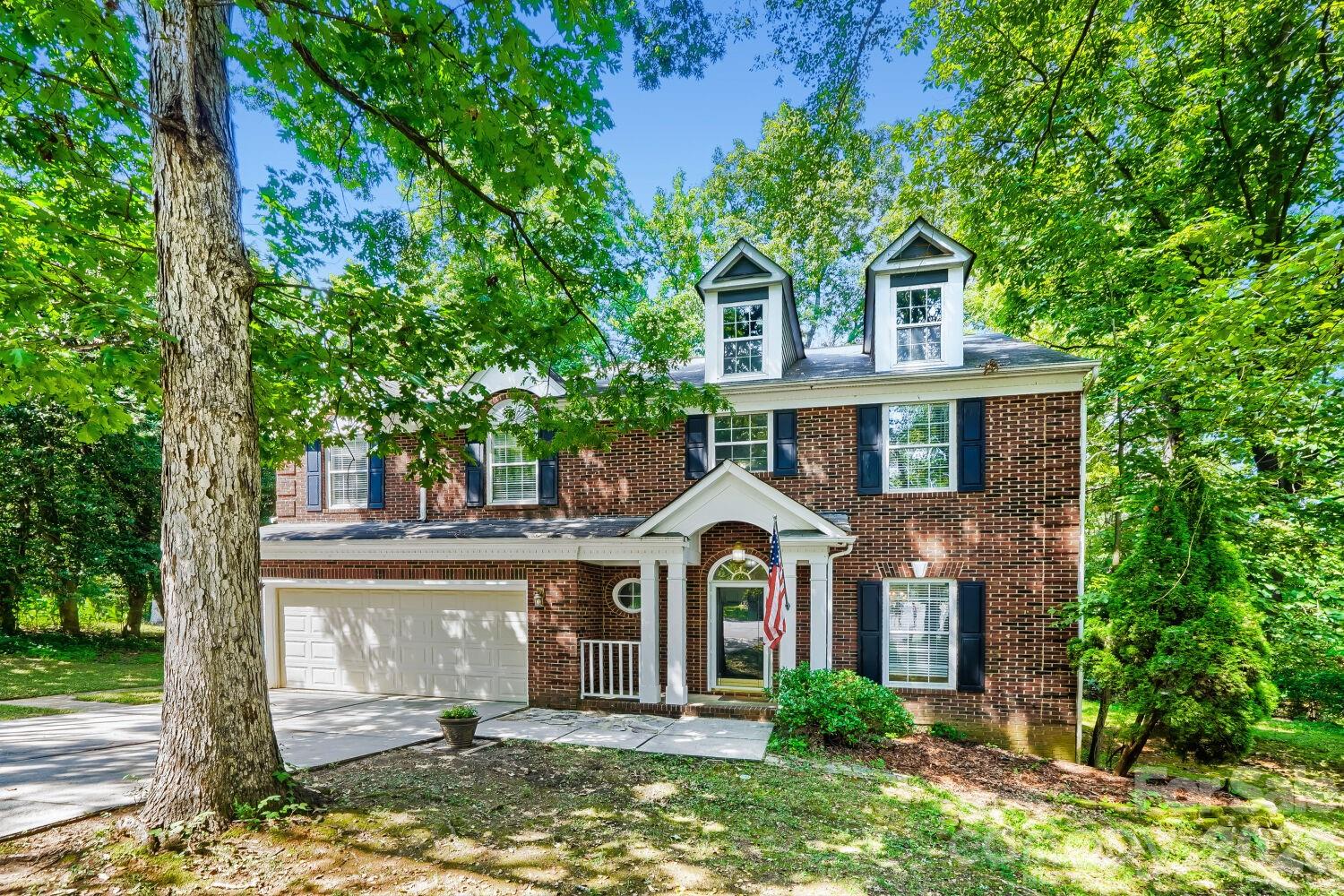 4736 Kirkgard Trail, Charlotte NC 28269
