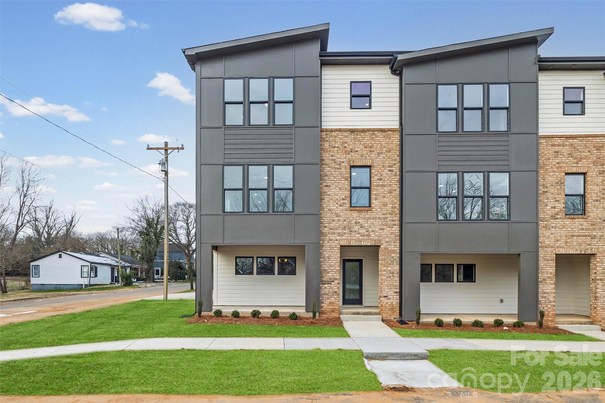 401 N Lee Street Unit B, Mount Holly NC 28120