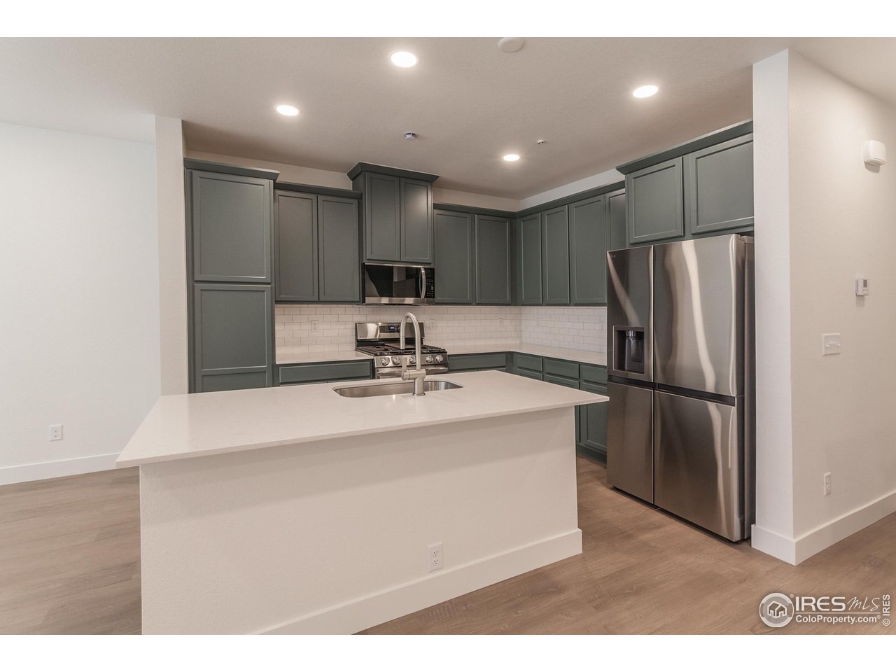 4894 River Roads Dr, Timnath CO 80547