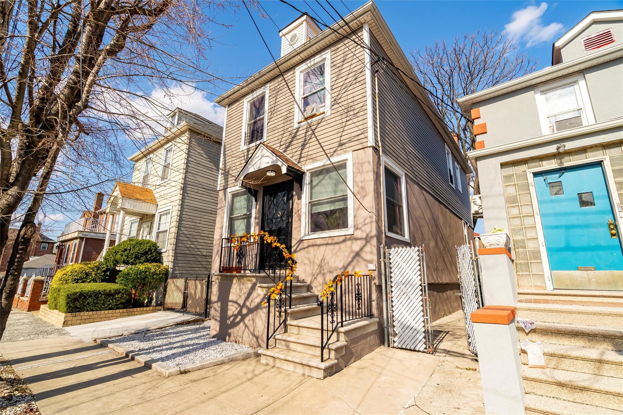 1646 Radcliff Avenue, Bronx NY 10462