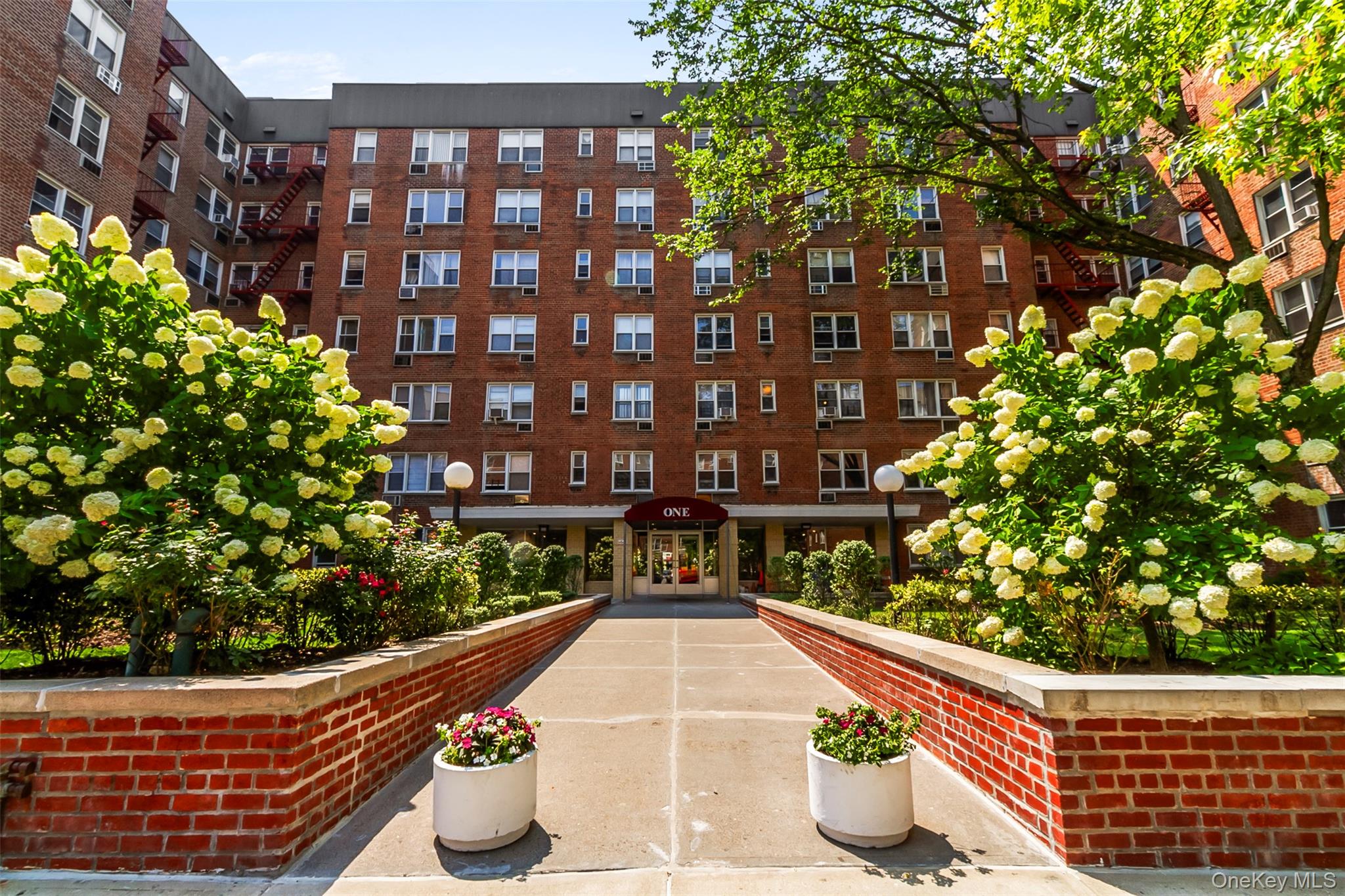 1 Sadore Lane Unit 4T, Yonkers NY 10710
