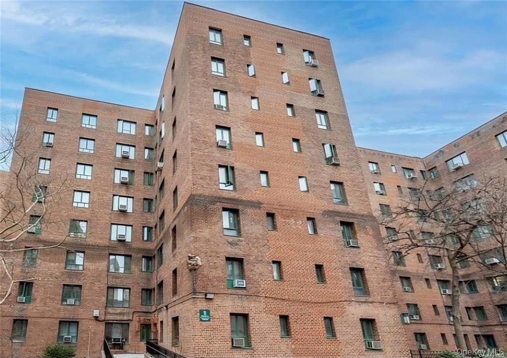 11 Metropolitan Oval Unit 6E, Bronx NY 10462