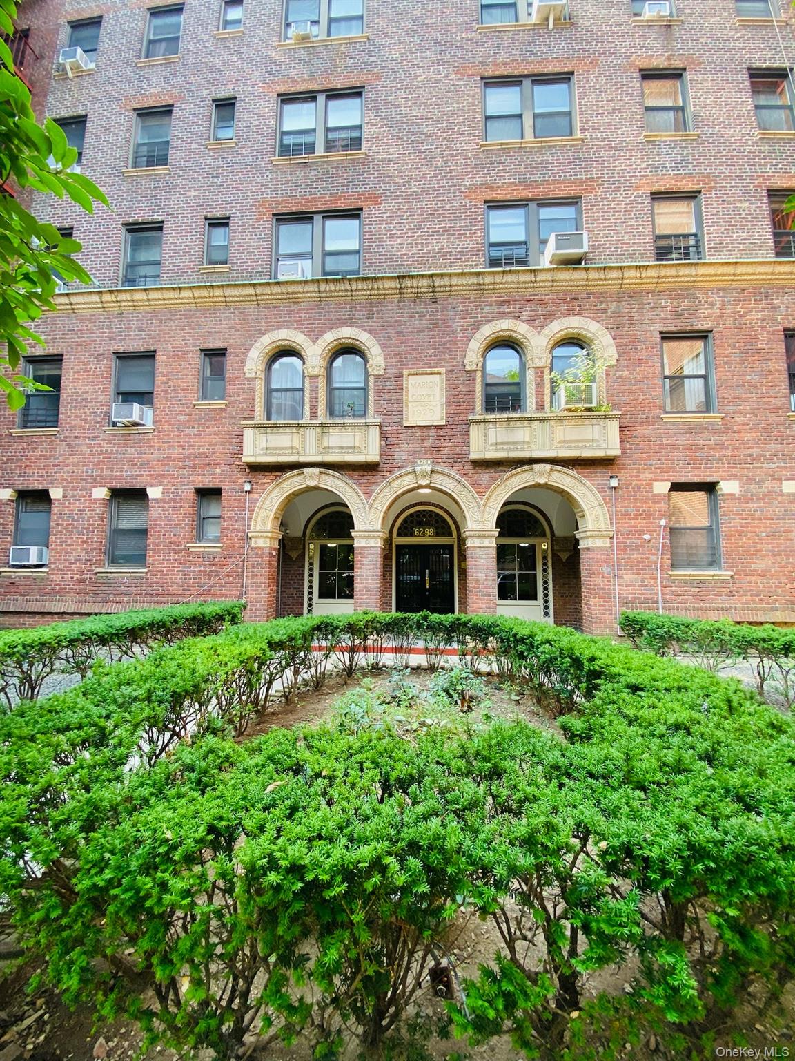 62-98 Saunders Street Unit 5N, Rego Park NY 11374