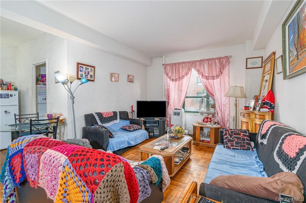 1501 Metropolitan Avenue Unit 6C, Bronx NY 10462