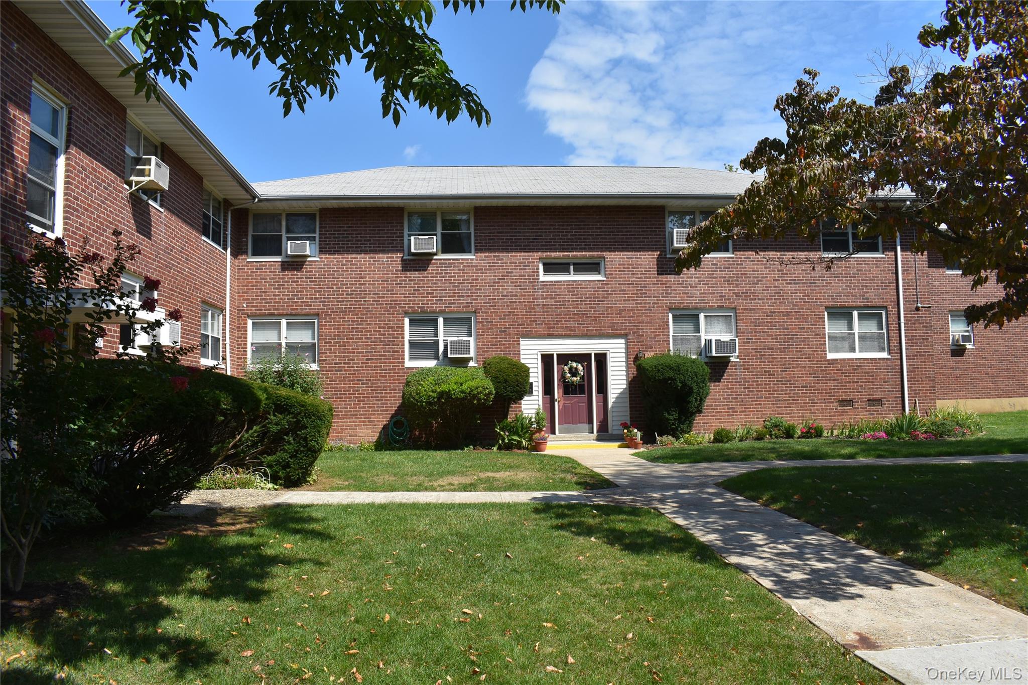 26 DeHaven Drive Unit 2D, Yonkers NY 10703