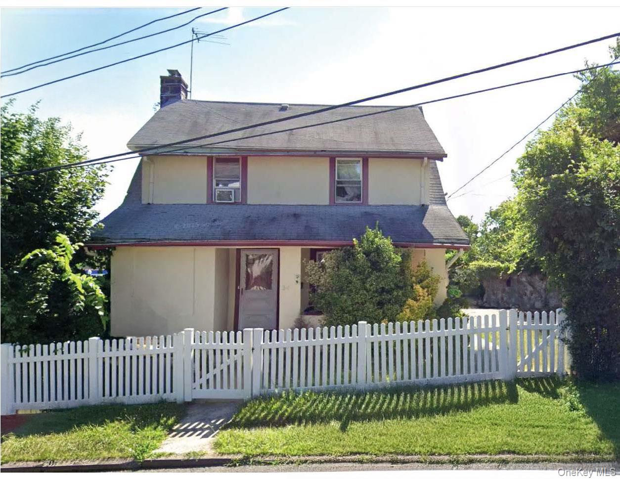 34 Hilltop Avenue, New Rochelle NY 10801