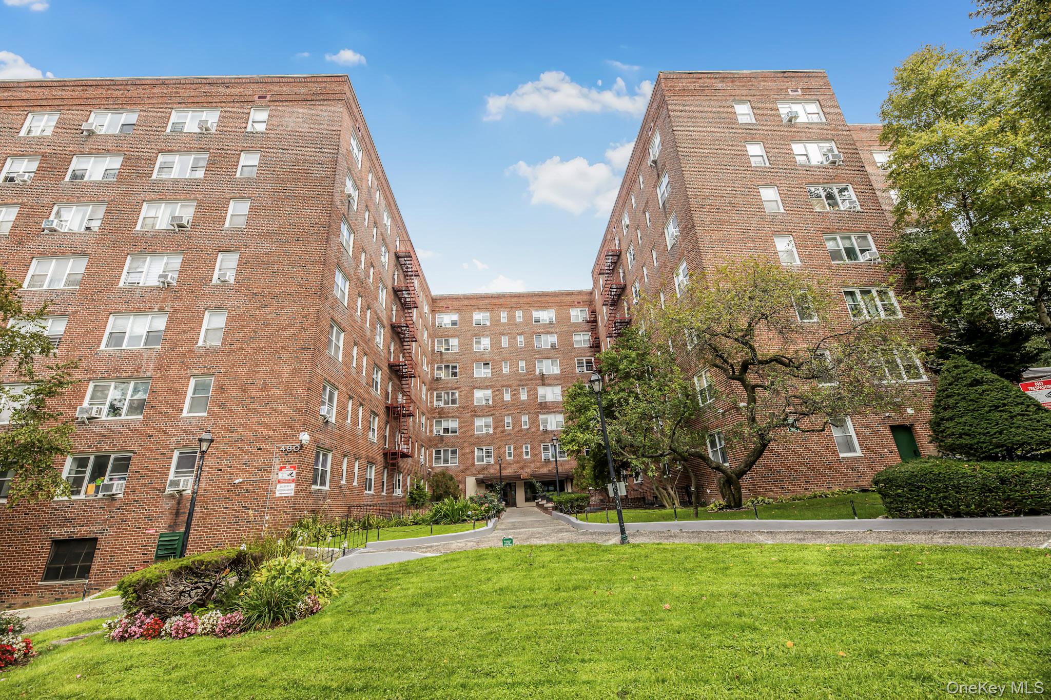 480 Riverdale Avenue Unit 7L, Yonkers NY 10705