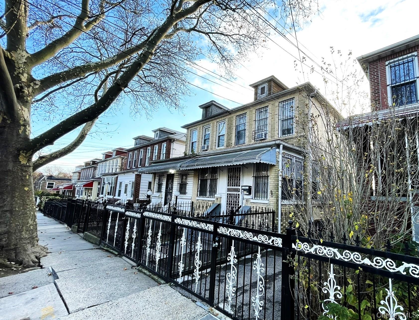 3227 Fenton Avenue, Bronx NY 10469