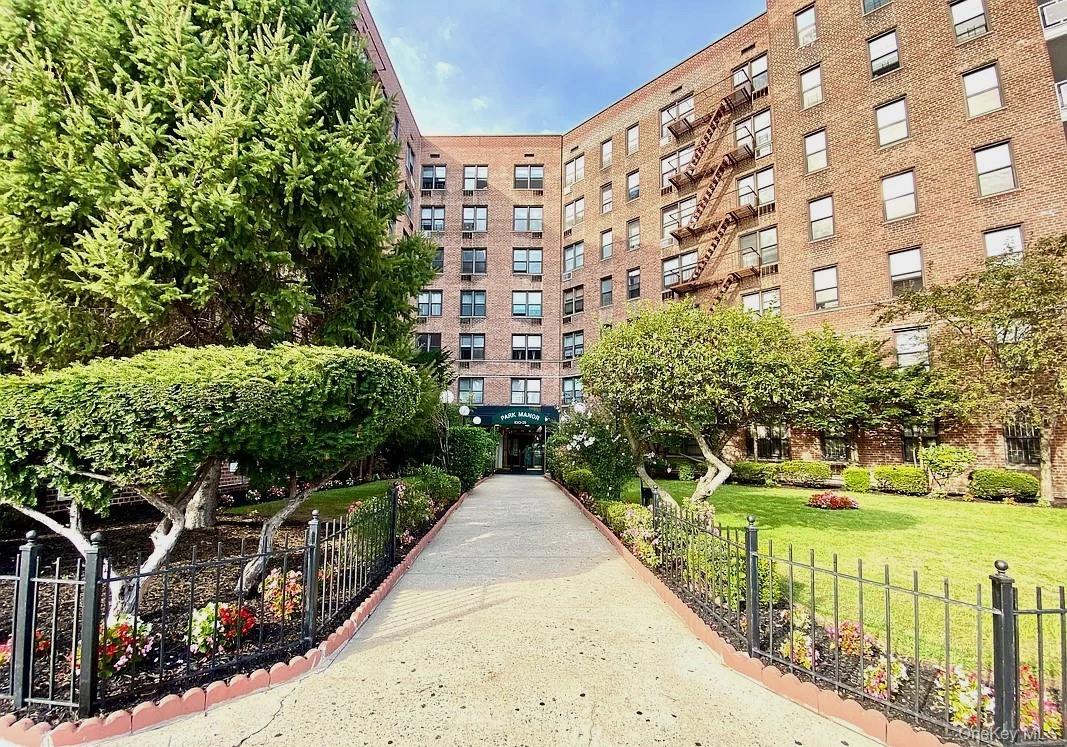 100-25 Queens Boulevard Unit 2R, Forest Hills NY 11375