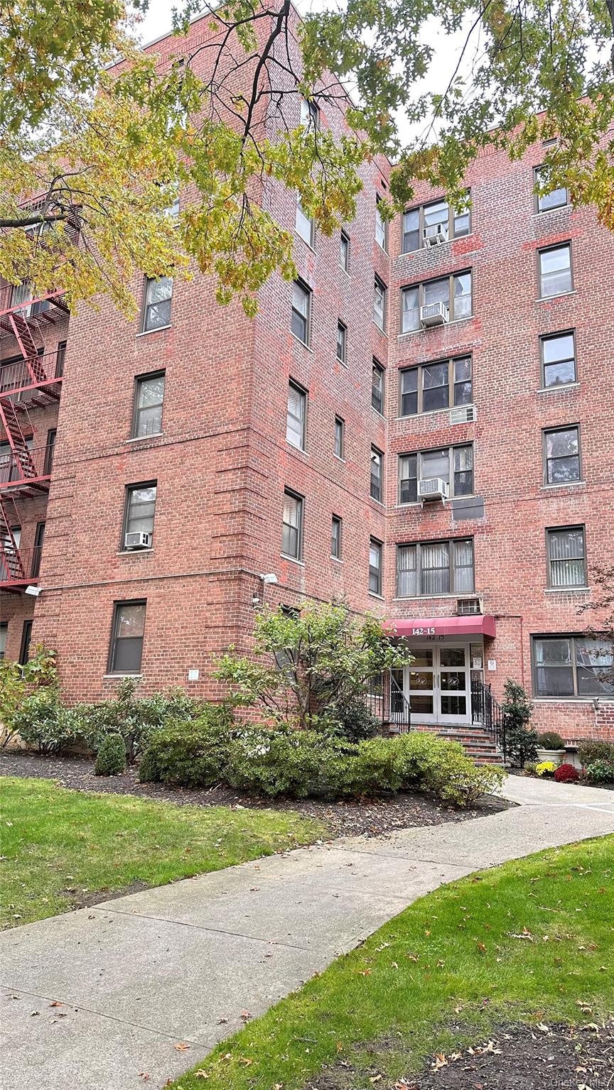 14215 26th Avenue Unit 5F, Flushing NY 11354