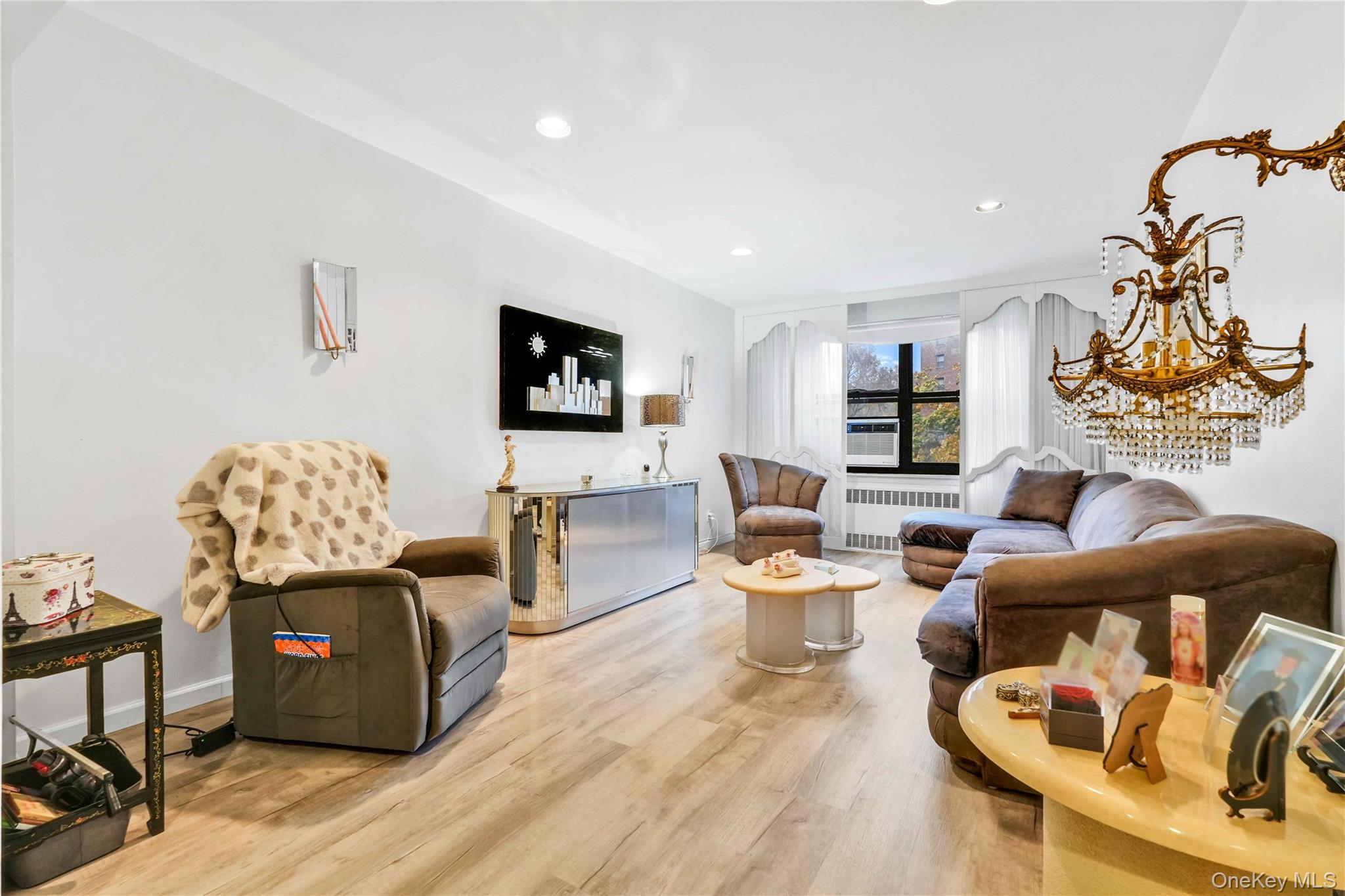 26-25 141 Street Unit 5C, Flushing NY 11354