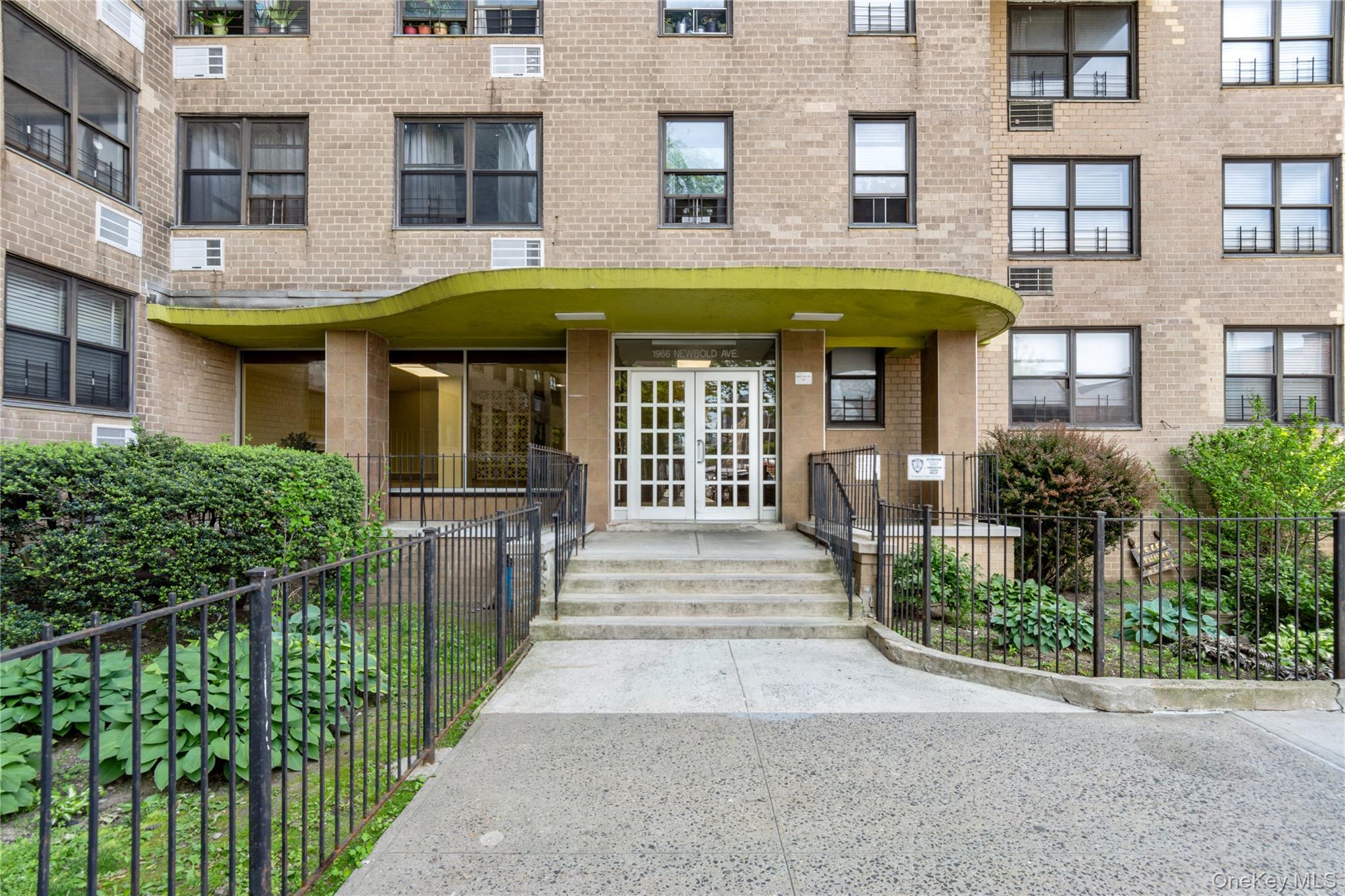 1966 Newbold Avenue Unit 505, Bronx NY 10472