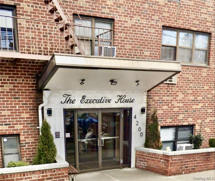 4200 herkimer Place Unit 4e, Bronx NY 10470