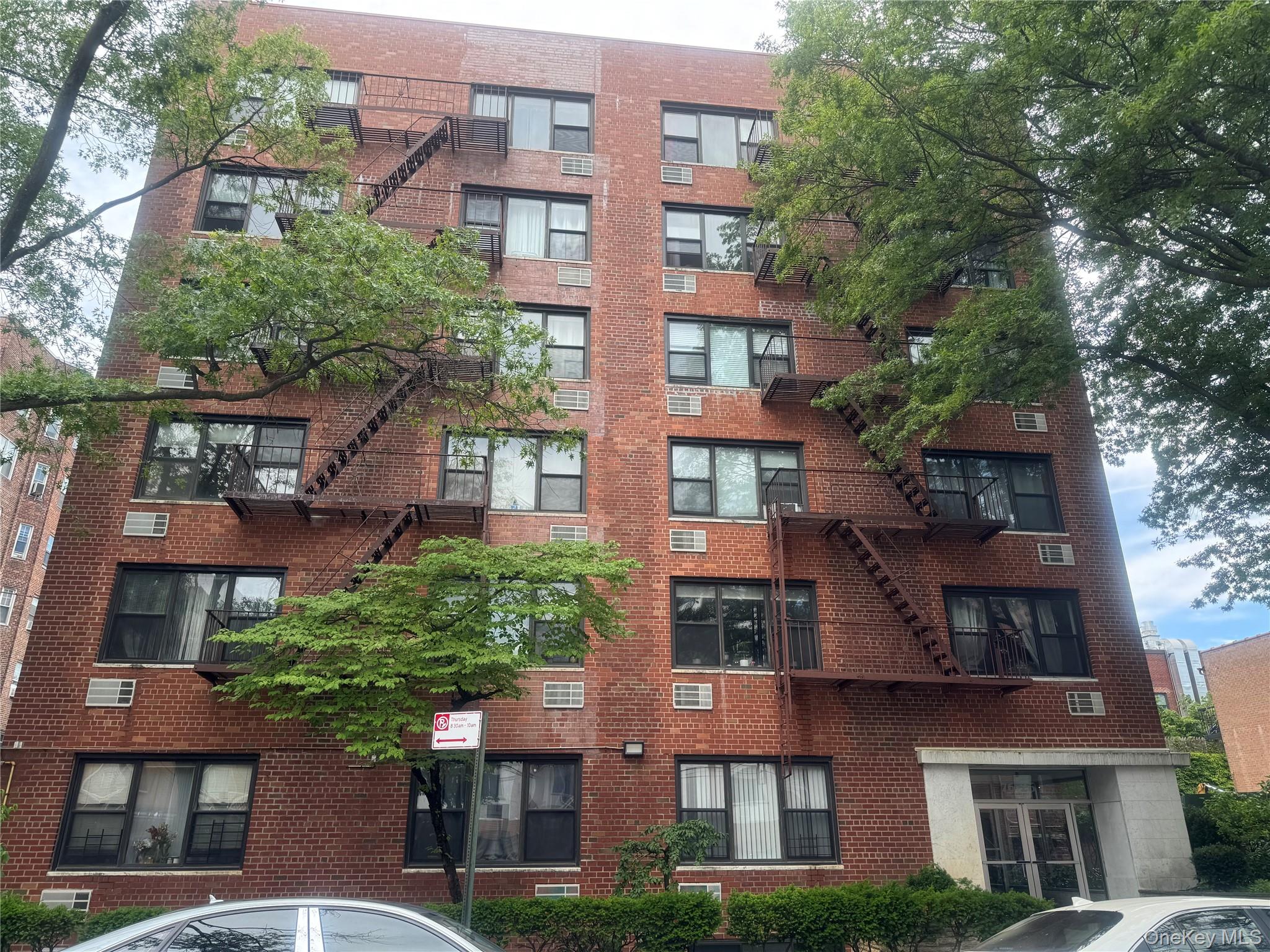 76-26 113 Street Unit 6 H, Forest Hills NY 11375