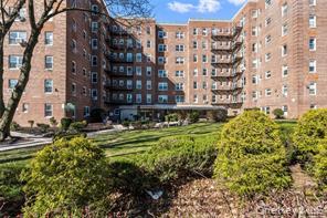 84-50 169th Street Unit 418, Jamaica NY 11432