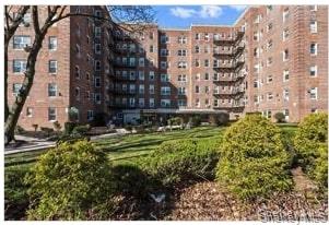 84-50 169 Street Unit 315, Jamaica NY 11432