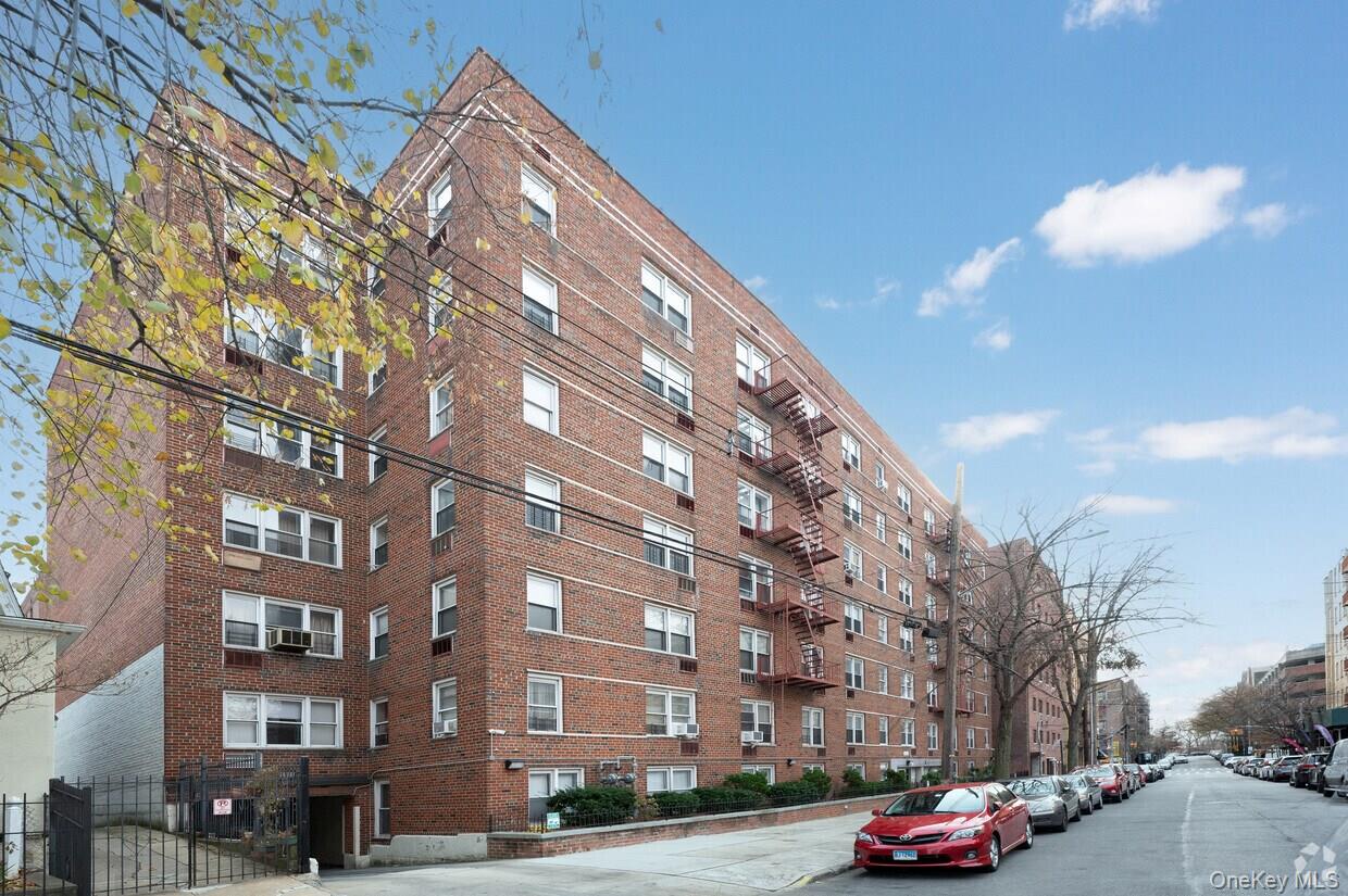 3520 Tryon Avenue Unit 405, Bronx NY 10467