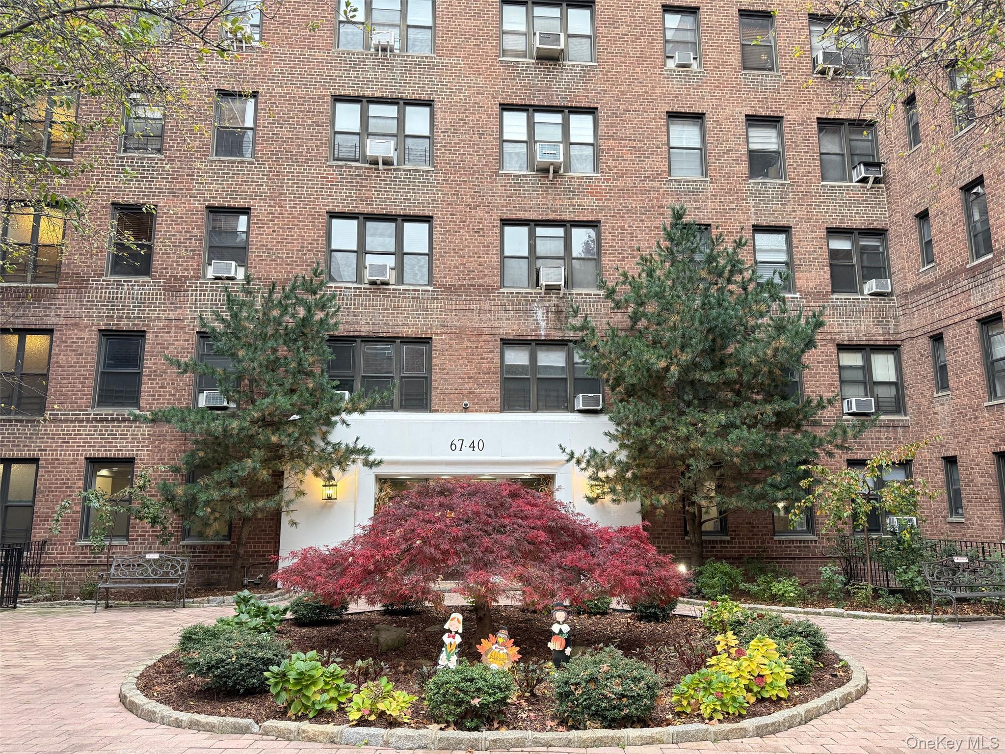 6740 Yellowstone Boulevard Unit 2O, Forest Hills NY 11375