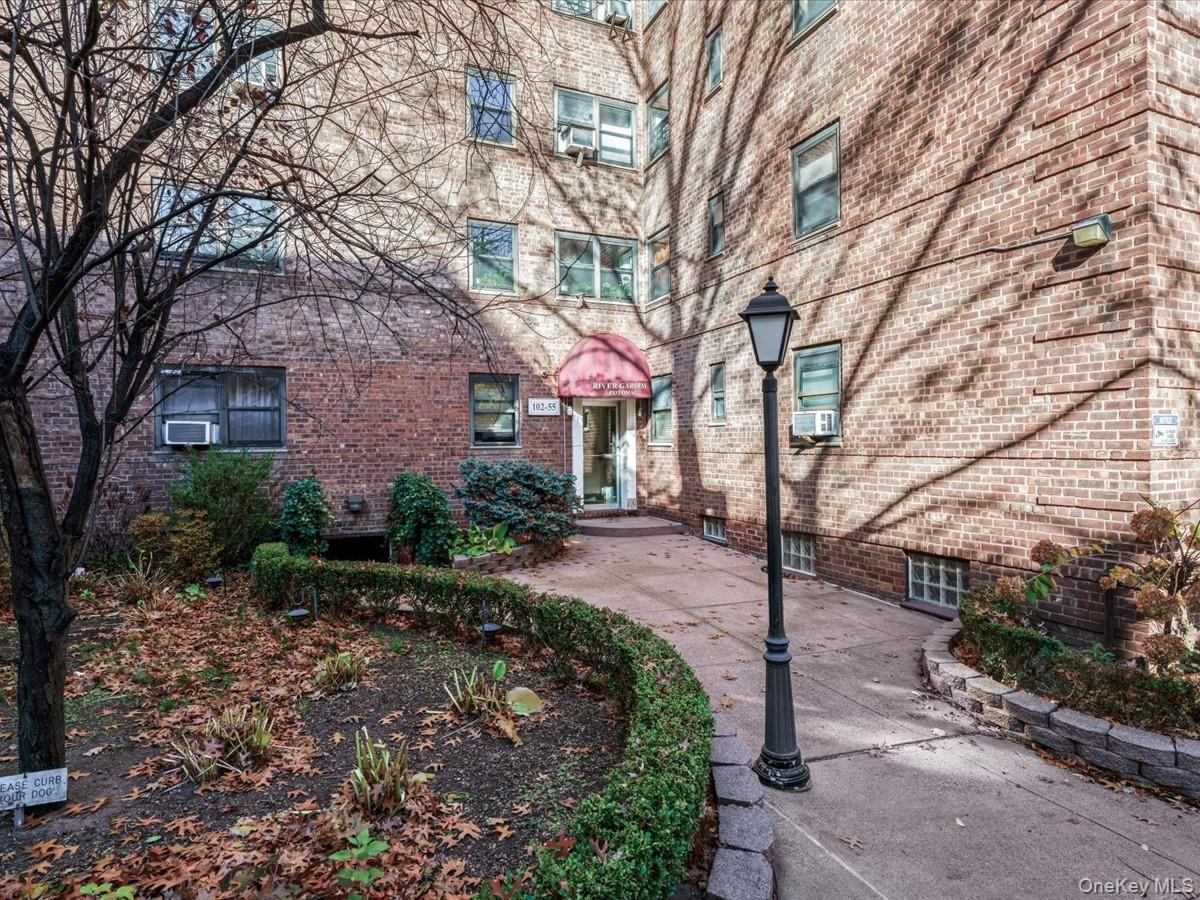 102-55 67th Road Unit 4W, Forest Hills NY 11375