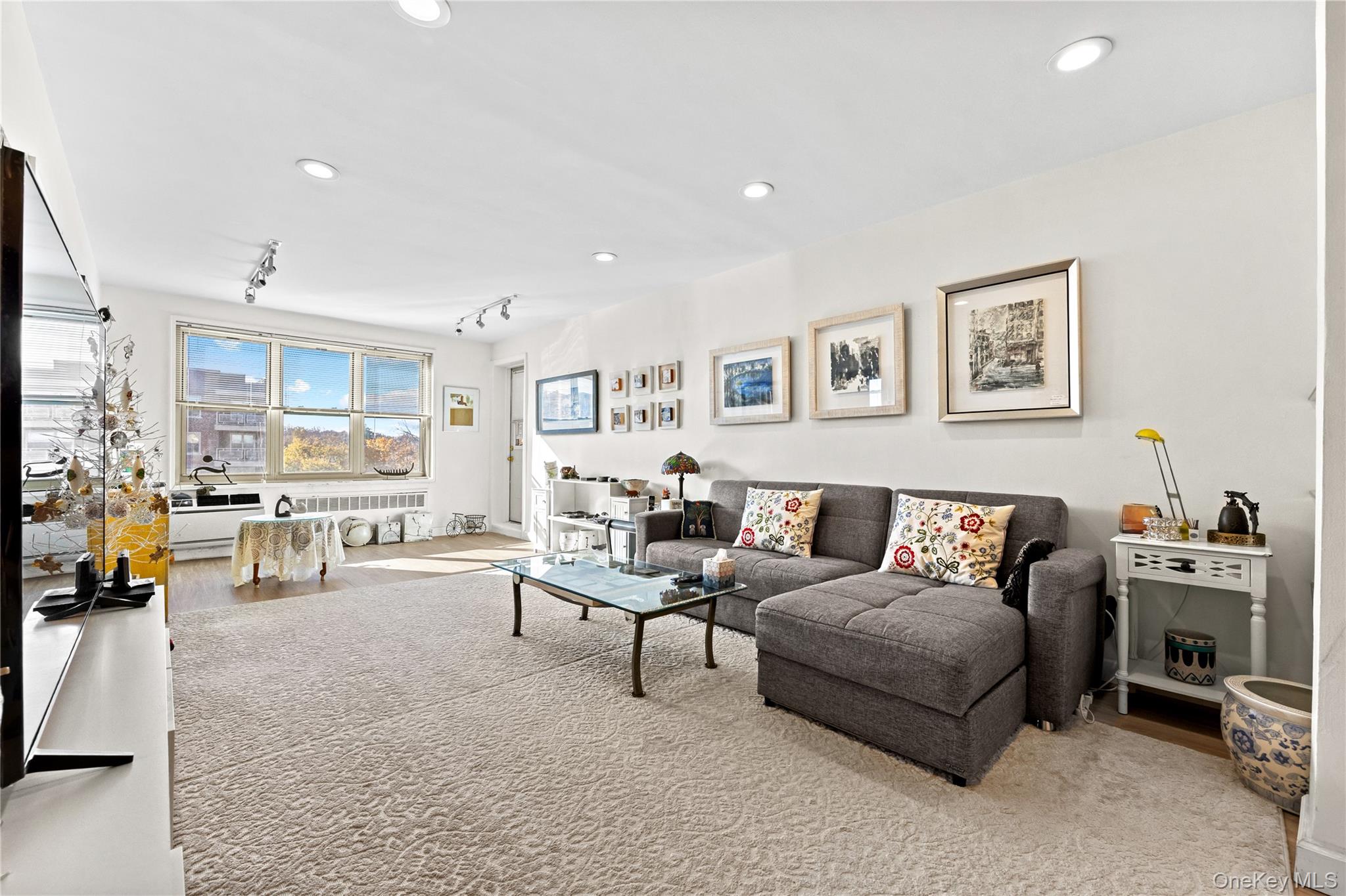 23-45 Bell Boulevard Unit 5G, Bayside NY 11360