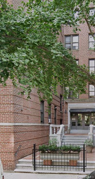 828 Gerard Avenue Unit 2E, Bronx NY 10451
