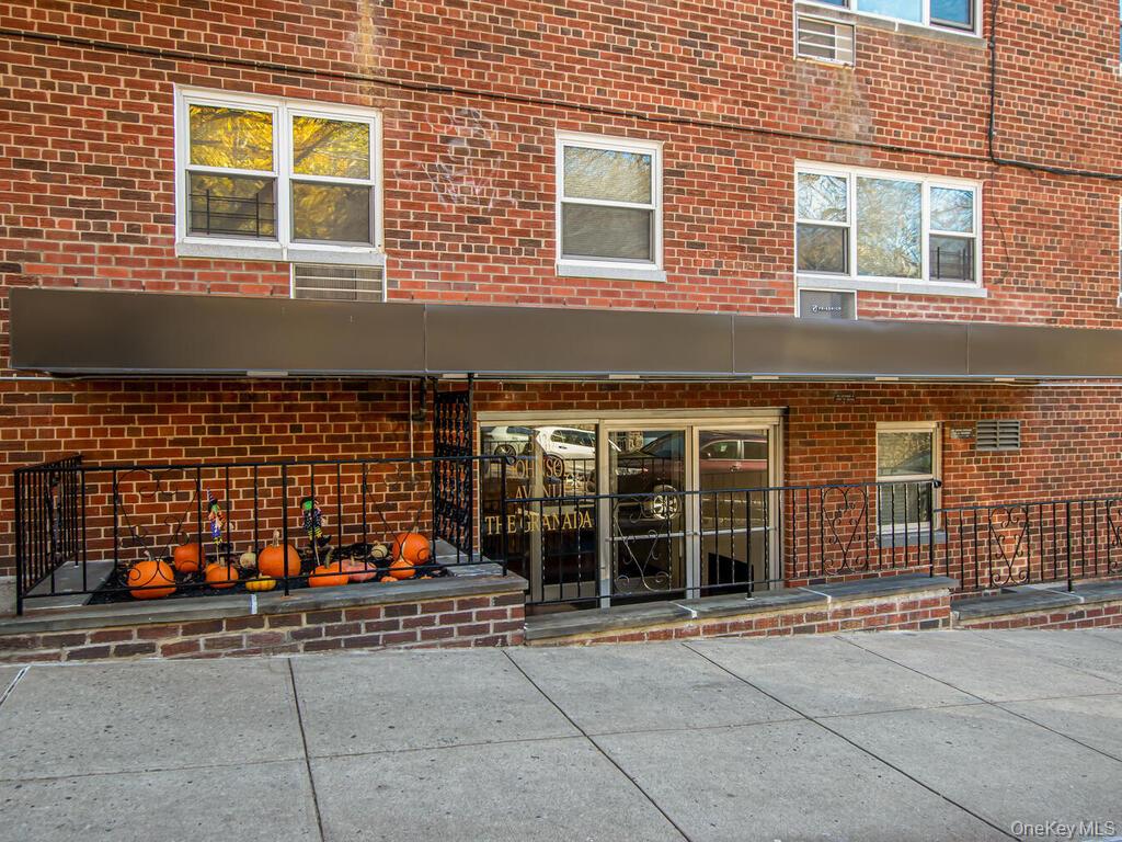 3030 Johnson Avenue Unit 1G, Bronx NY 10463