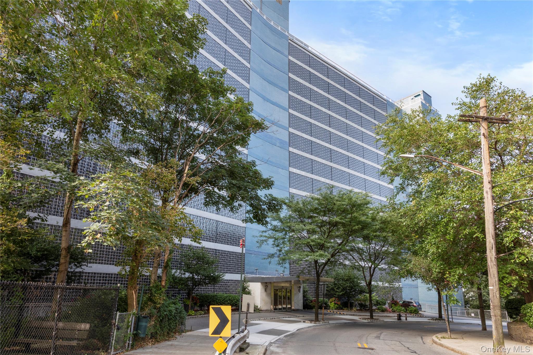 2400 Johnson Avenue Unit 5F, Bronx NY 10463