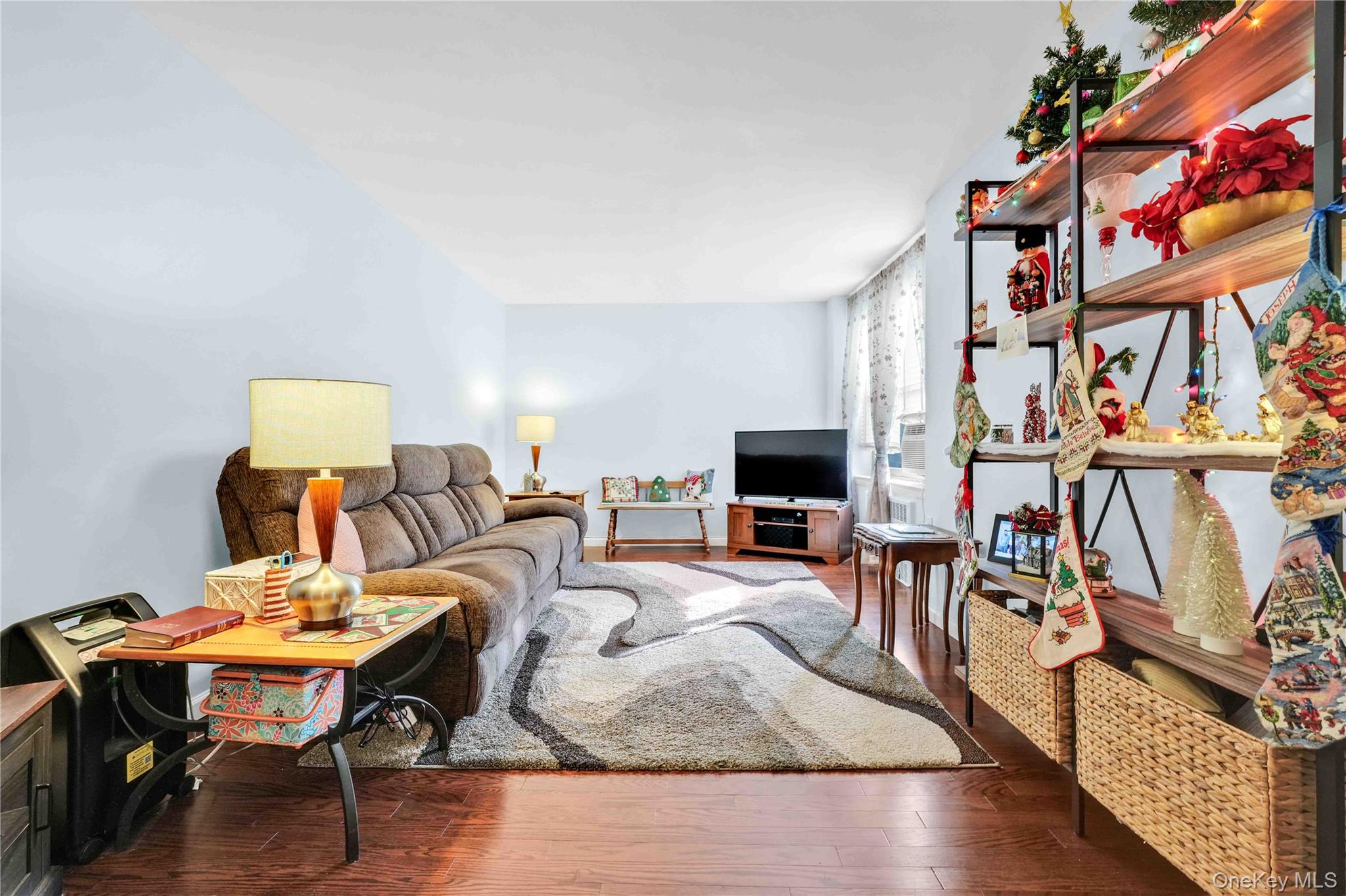 26-25 141 Street Unit 5G, Flushing NY 11354