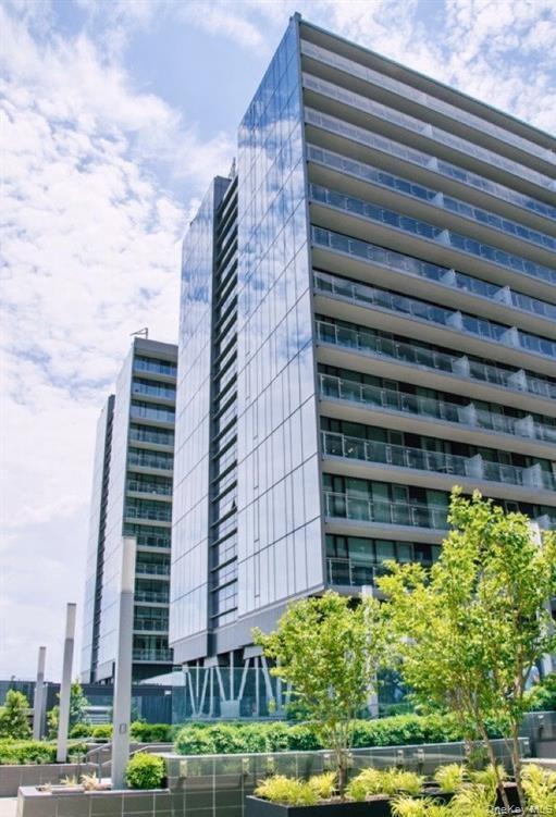 131-03 40th Road Unit 16D, Flushing NY 11354