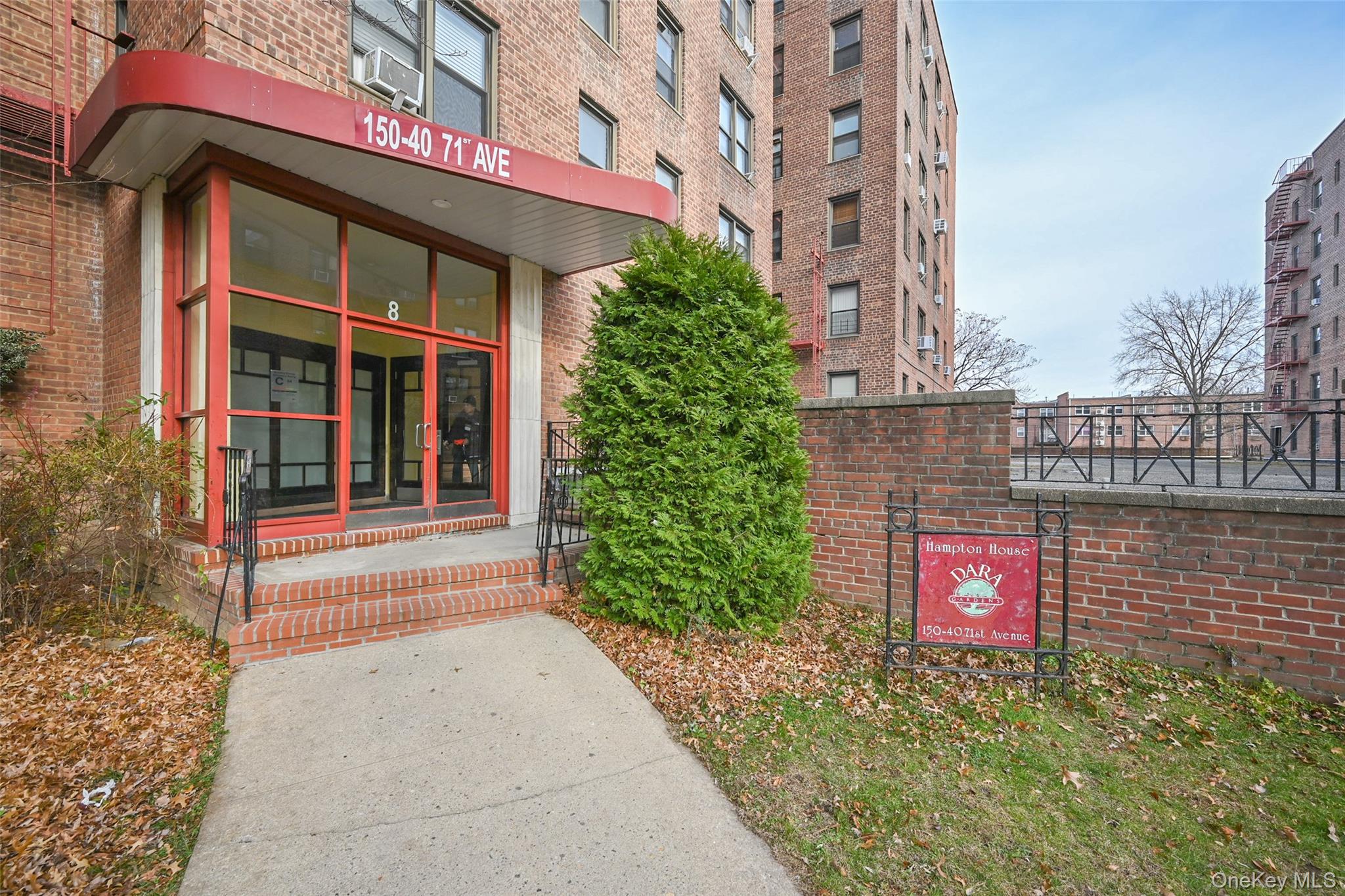 150-40 71 71 Unit 4G, Flushing NY 11367