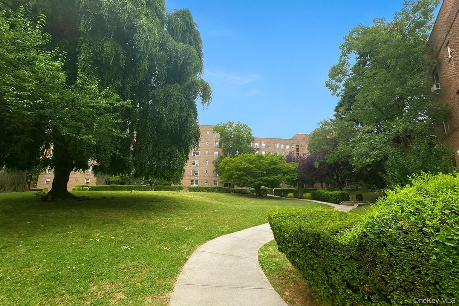 147 37 38th Avenue Unit C61, Flushing NY 11354