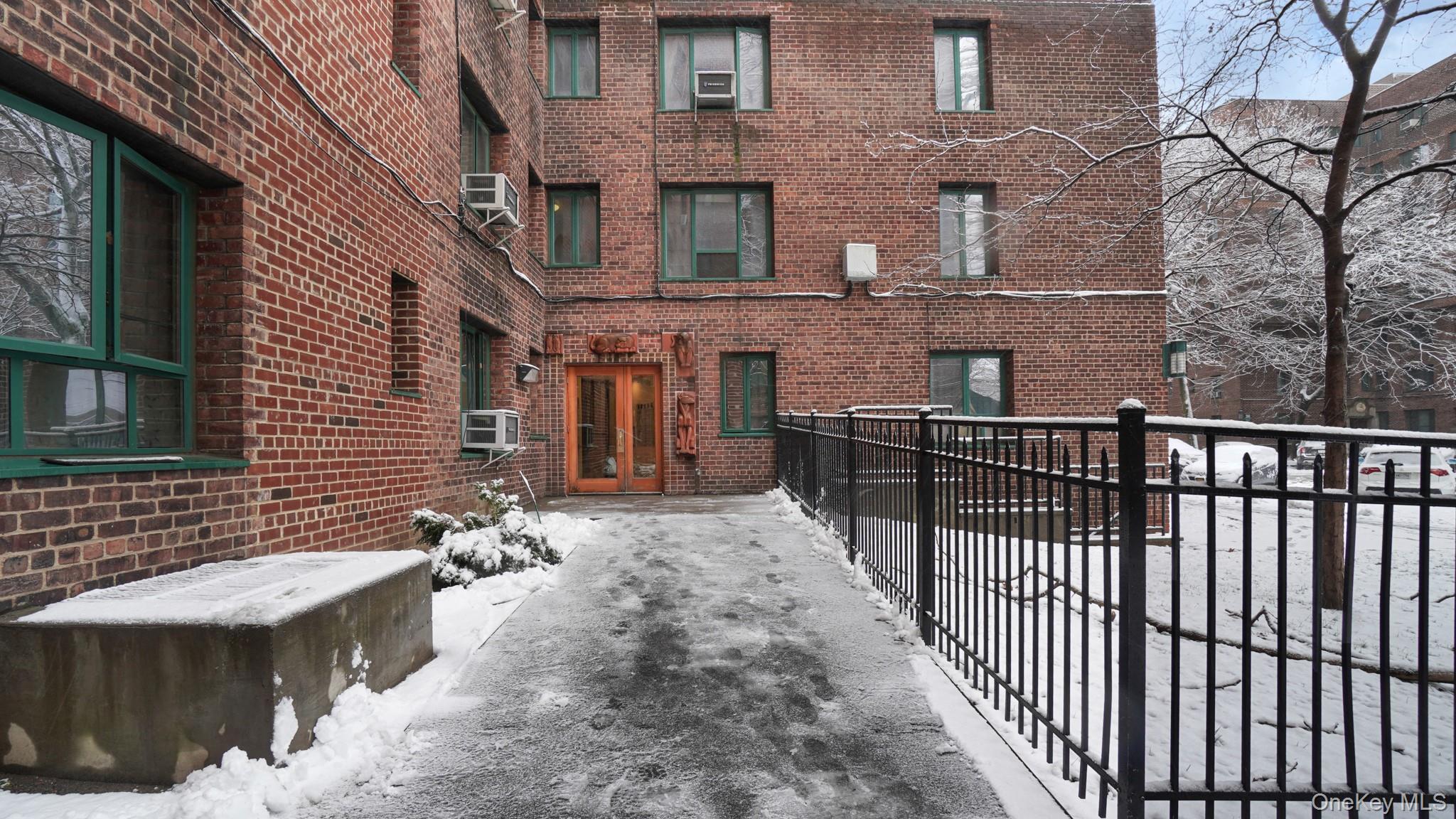 2220 E Tremont Avenue Unit 7F, Bronx NY 10462