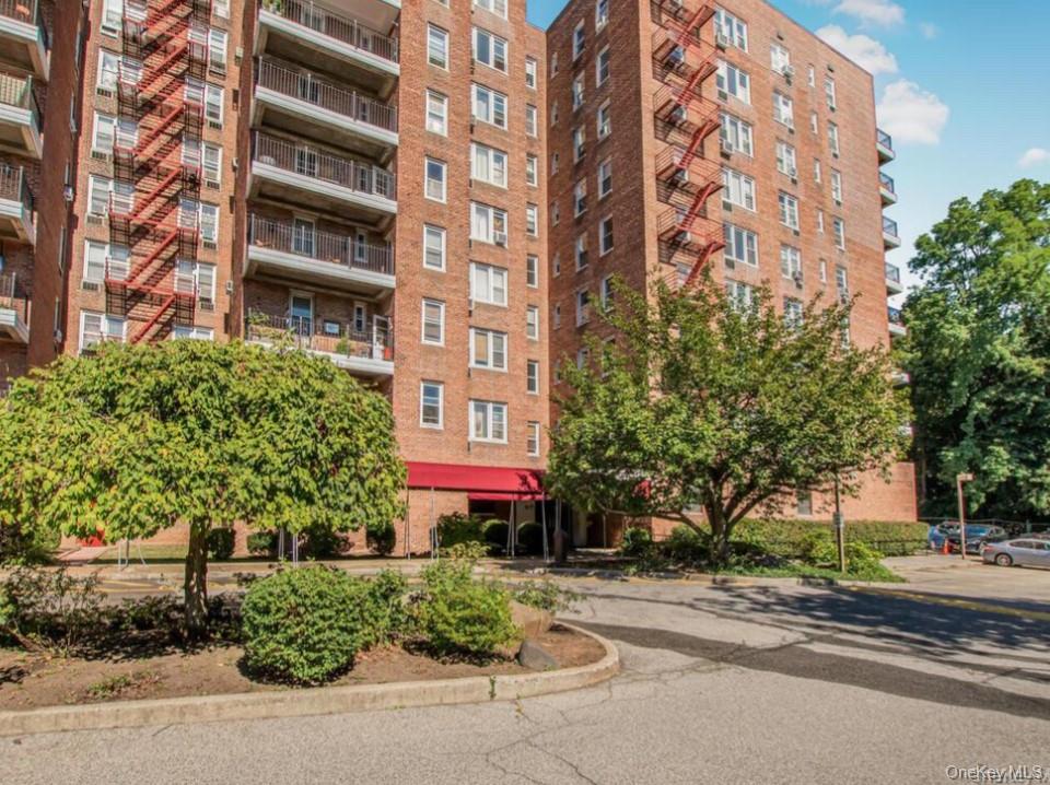 245 Rumsey Road Unit 4K, Yonkers NY 10701