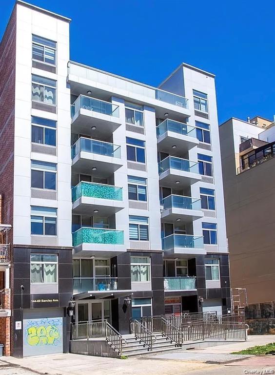 144-69 Barclay Avenue Unit 3D, Flushing NY 11355
