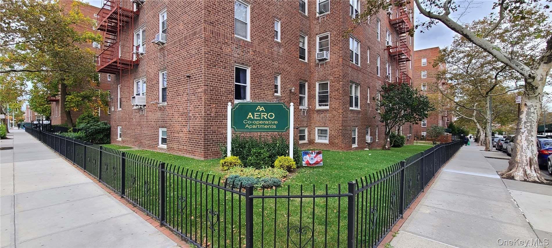 63-61 Yellowstone Boulevard Unit 2-J, Forest Hills NY 11375