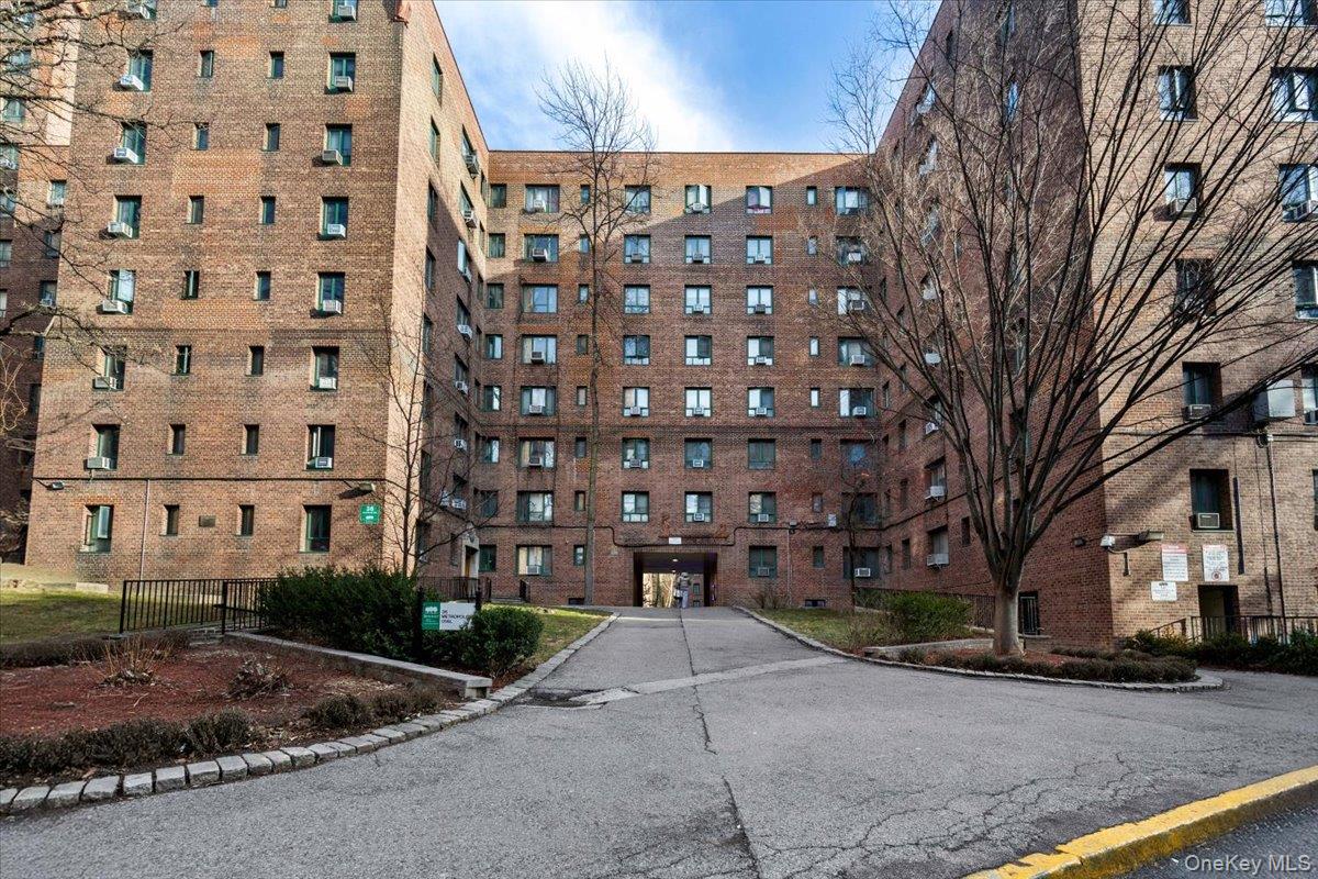 1480 Parkchester Road, Bronx NY 10462