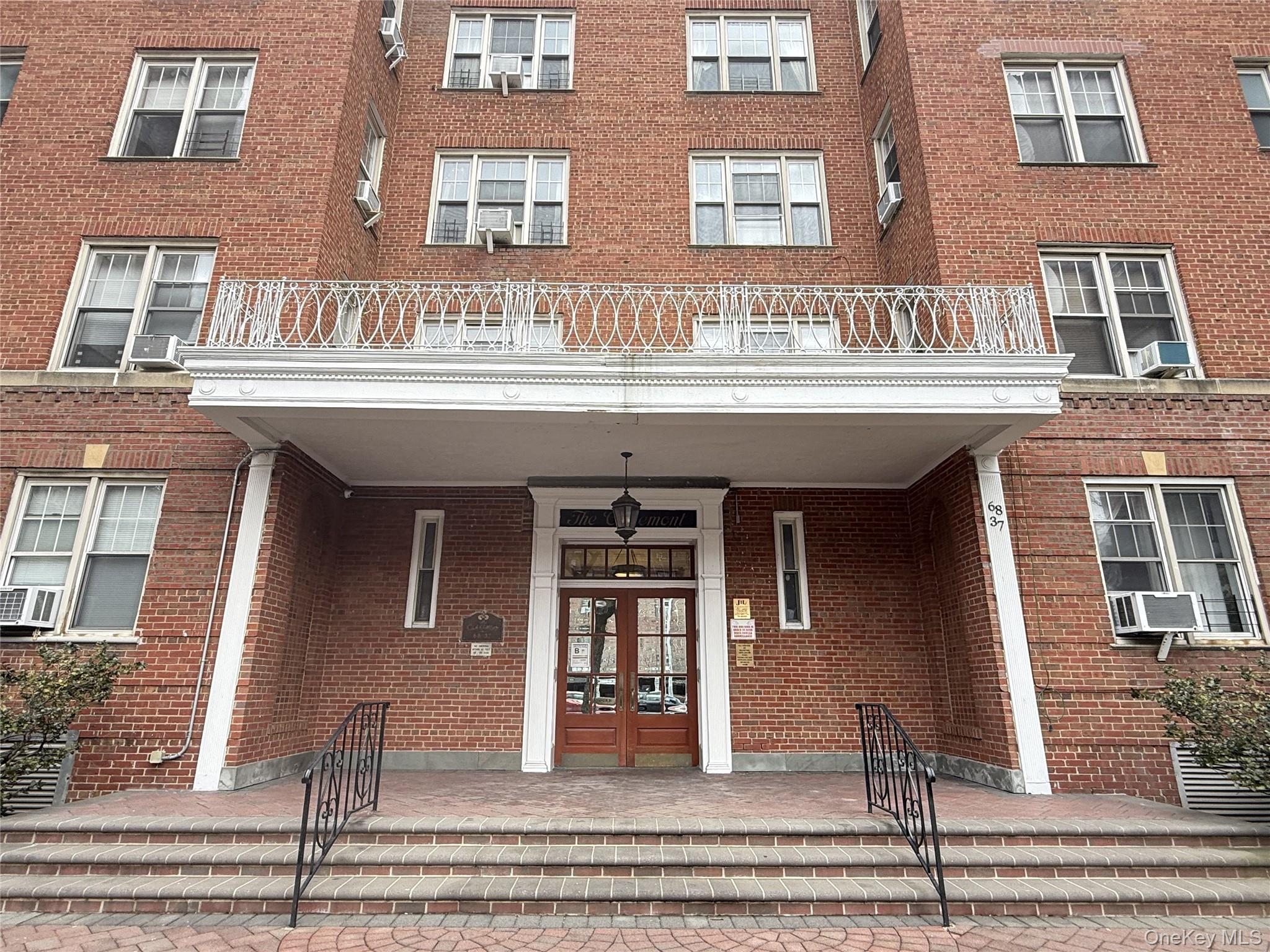 68-37 108 Street Unit 6L, Forest Hills NY 11375