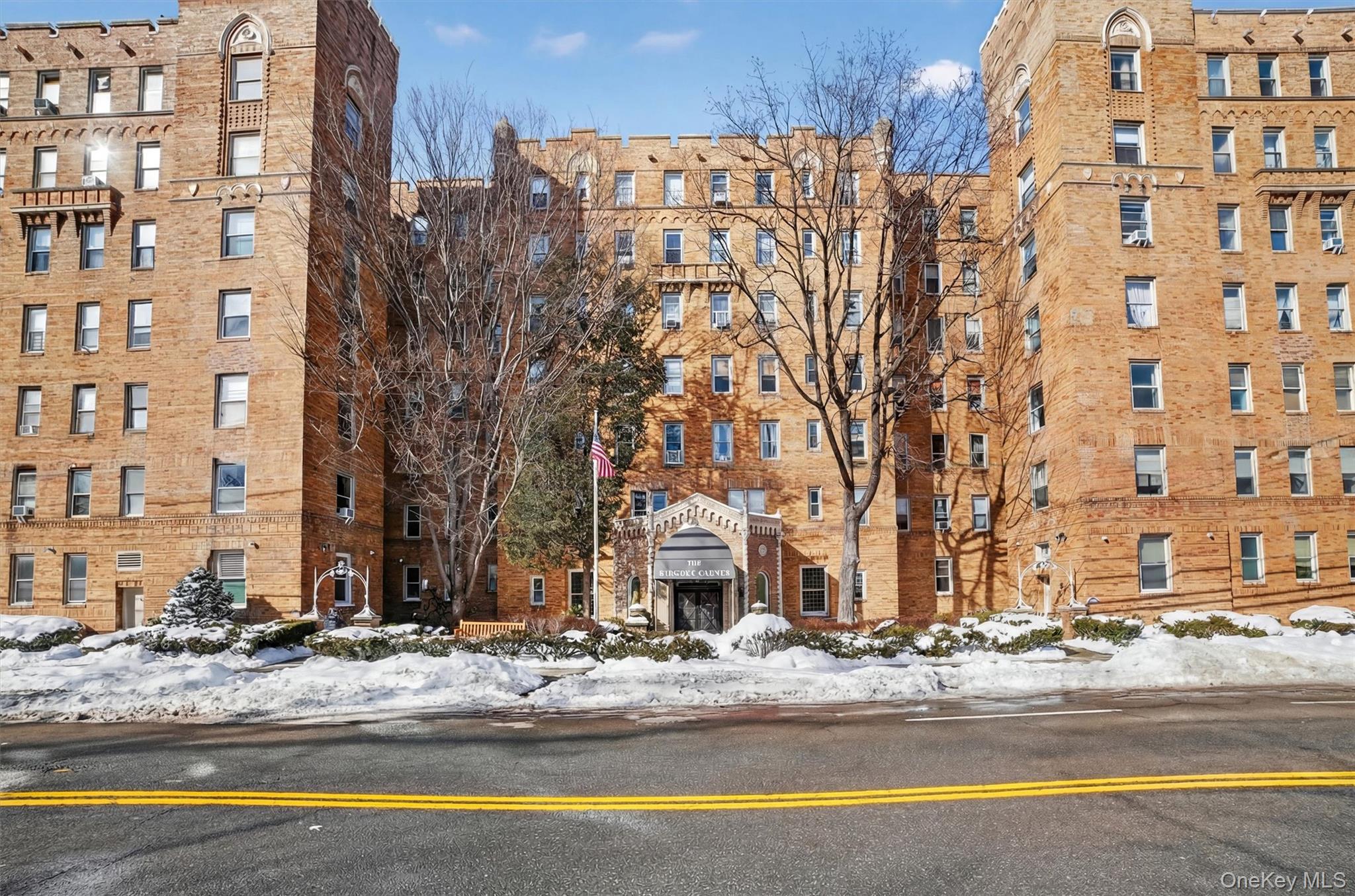 219 Bronx River Road Unit 4N, Yonkers NY 10704