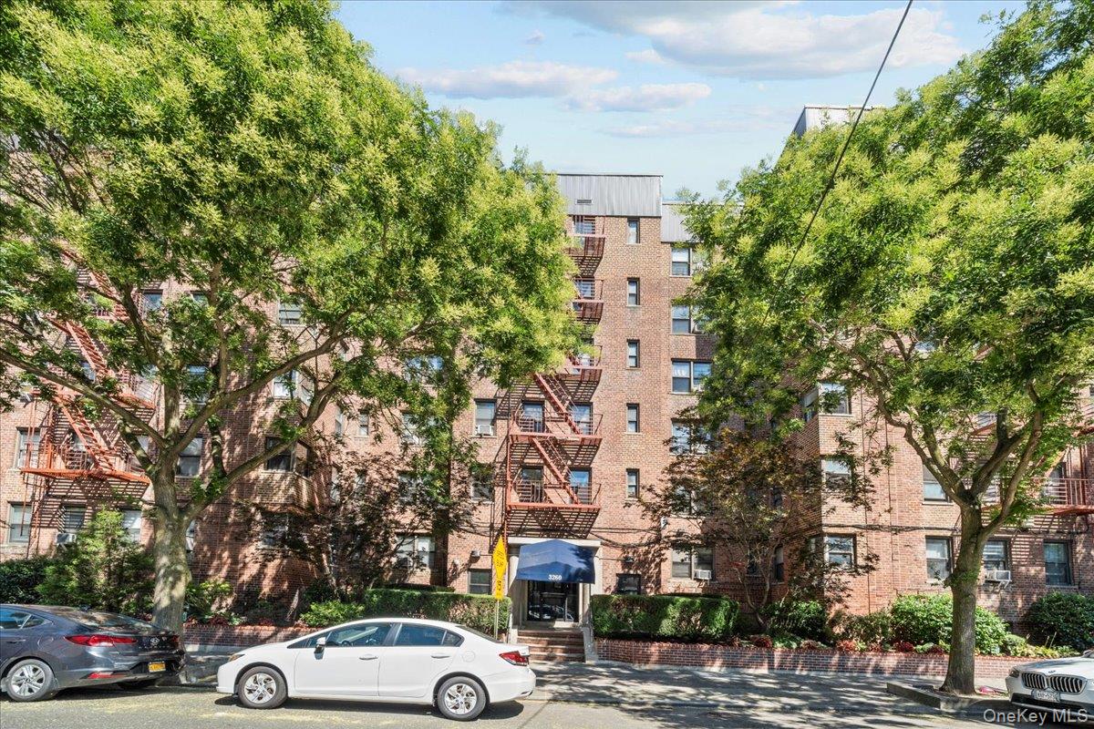 3260 Netherland Avenue Unit 3D, Bronx NY 10463
