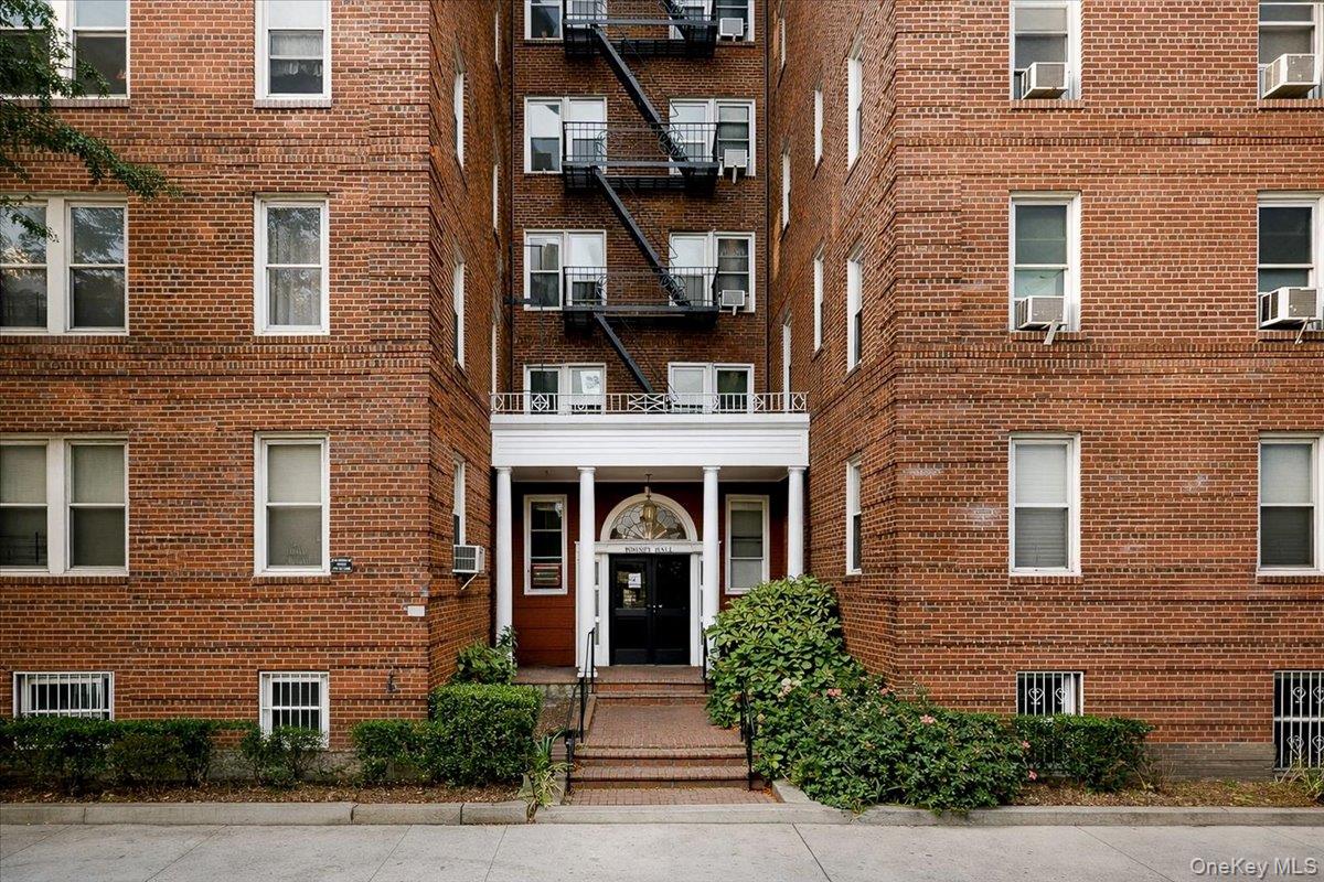 114-20 Queens Boulevard Unit F5, Forest Hills NY 11375