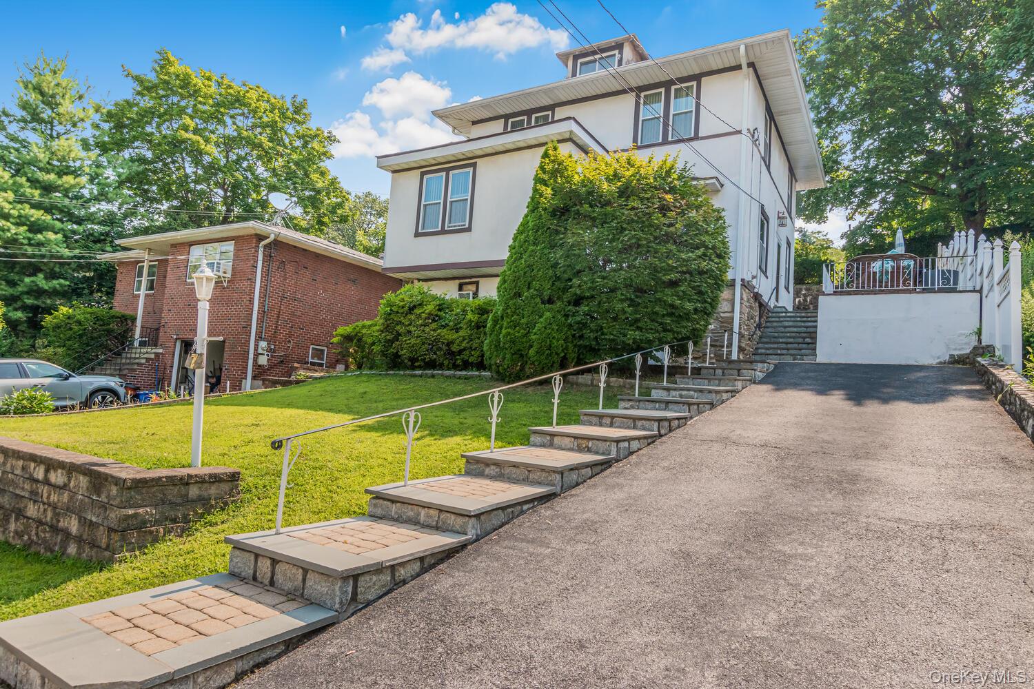 7 Elaine Terrace, Yonkers NY 10701