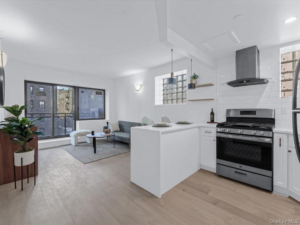 97-30 64 ave, Rego Park NY 11374