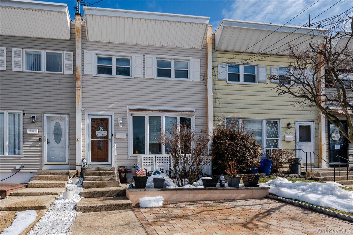 512 Prentiss Avenue, Bronx NY 10465